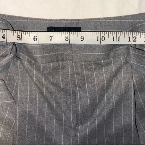 Banana Republic Women's Grey With White Stripe Tie Waist Cropped Pant Size 6 - Picture 7 of 11